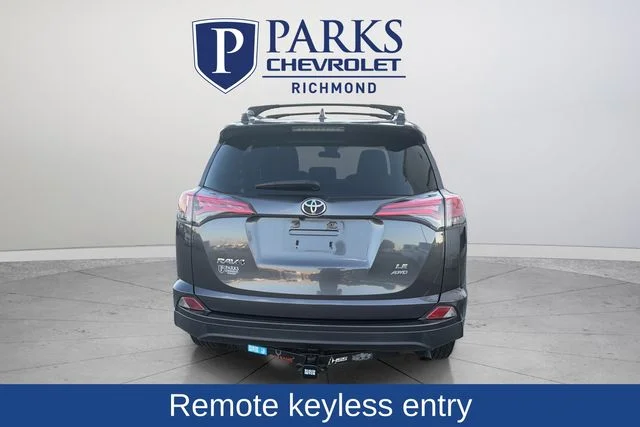 Used 2018 Gray Toyota LE image 7