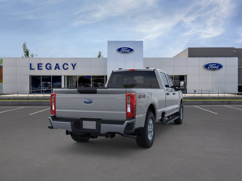 New 2026 Avalanche Ford F-350® XLT image 8
