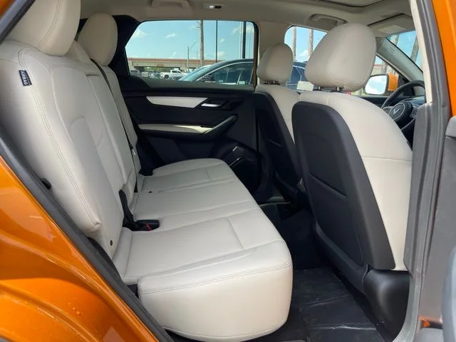 New 2025 Orange VinFast Plus image 20