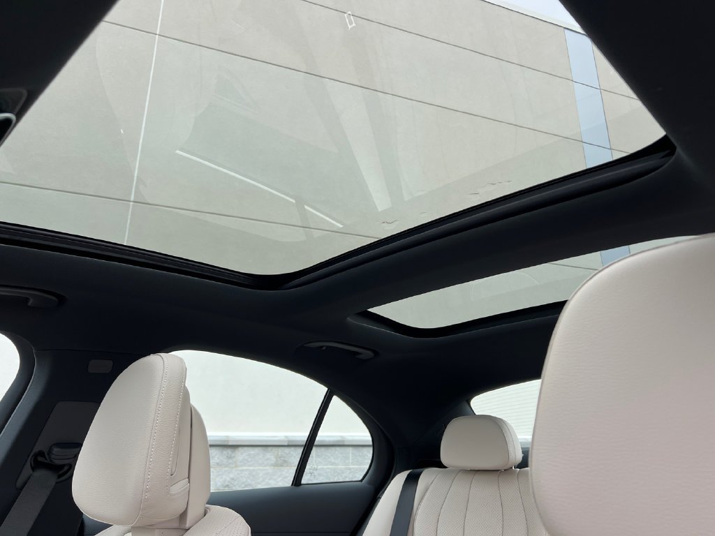 New 2026 Graphite Grey Metallic Mercedes-Benz E 350 image 23