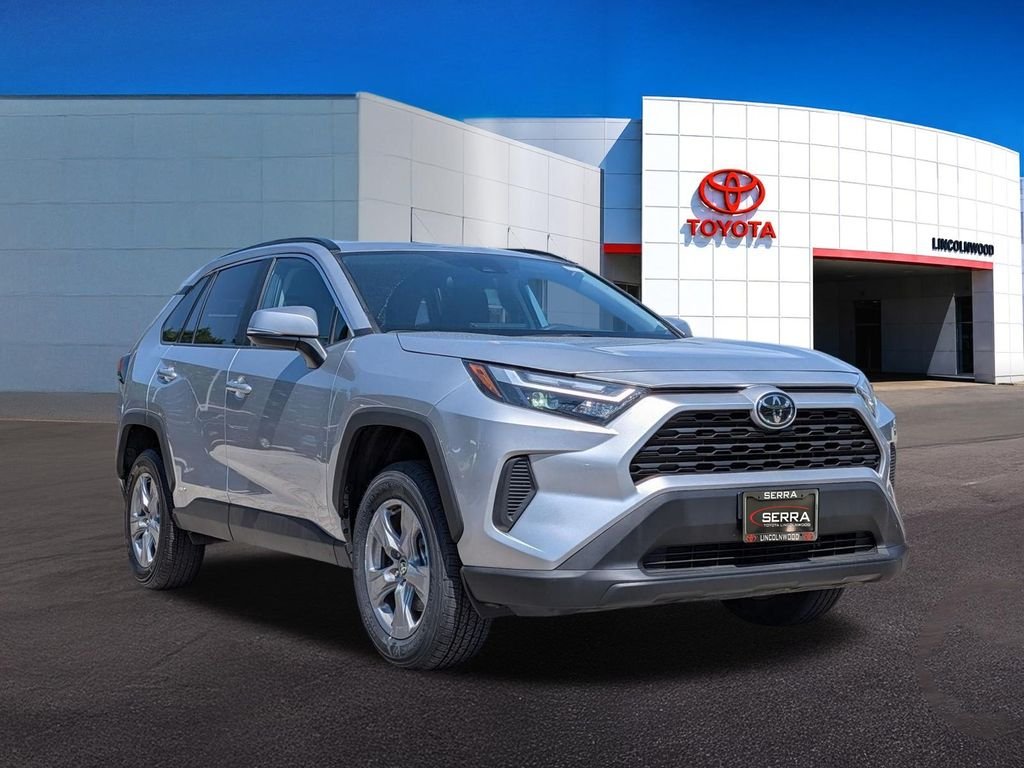 Certified Used 2025 Silver Toyota XLE image 7
