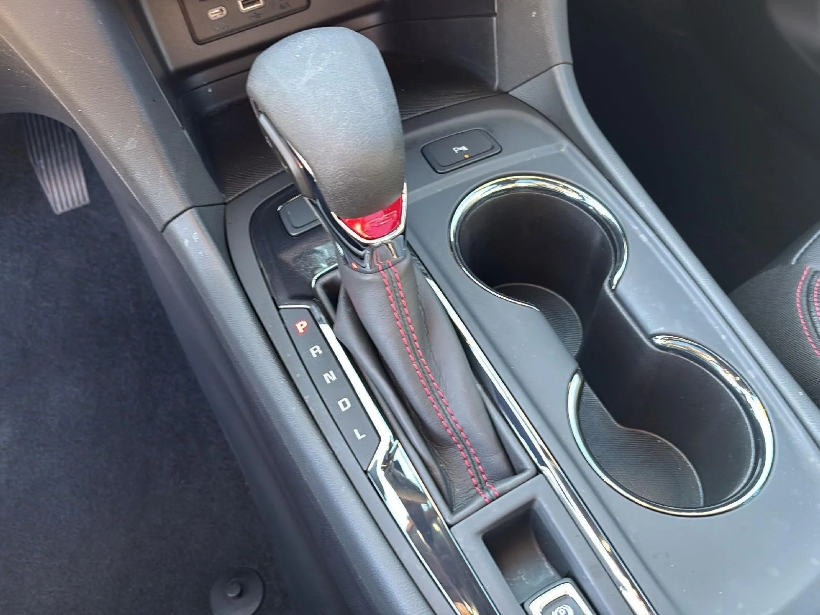 Used 2024 Radiant Red Tintcoat Chevrolet RS image 25