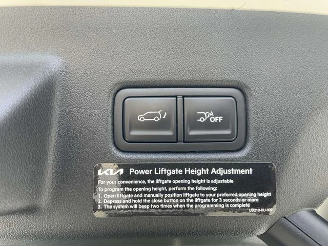 New 2027 White Kia X-Line SX Prestige image 17