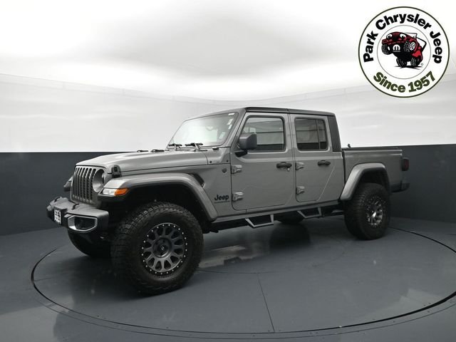Used 2023 Jeep Gladiator Sport S with VIN 1C6HJTAG7PL541107 for sale in Burnsville, Minnesota