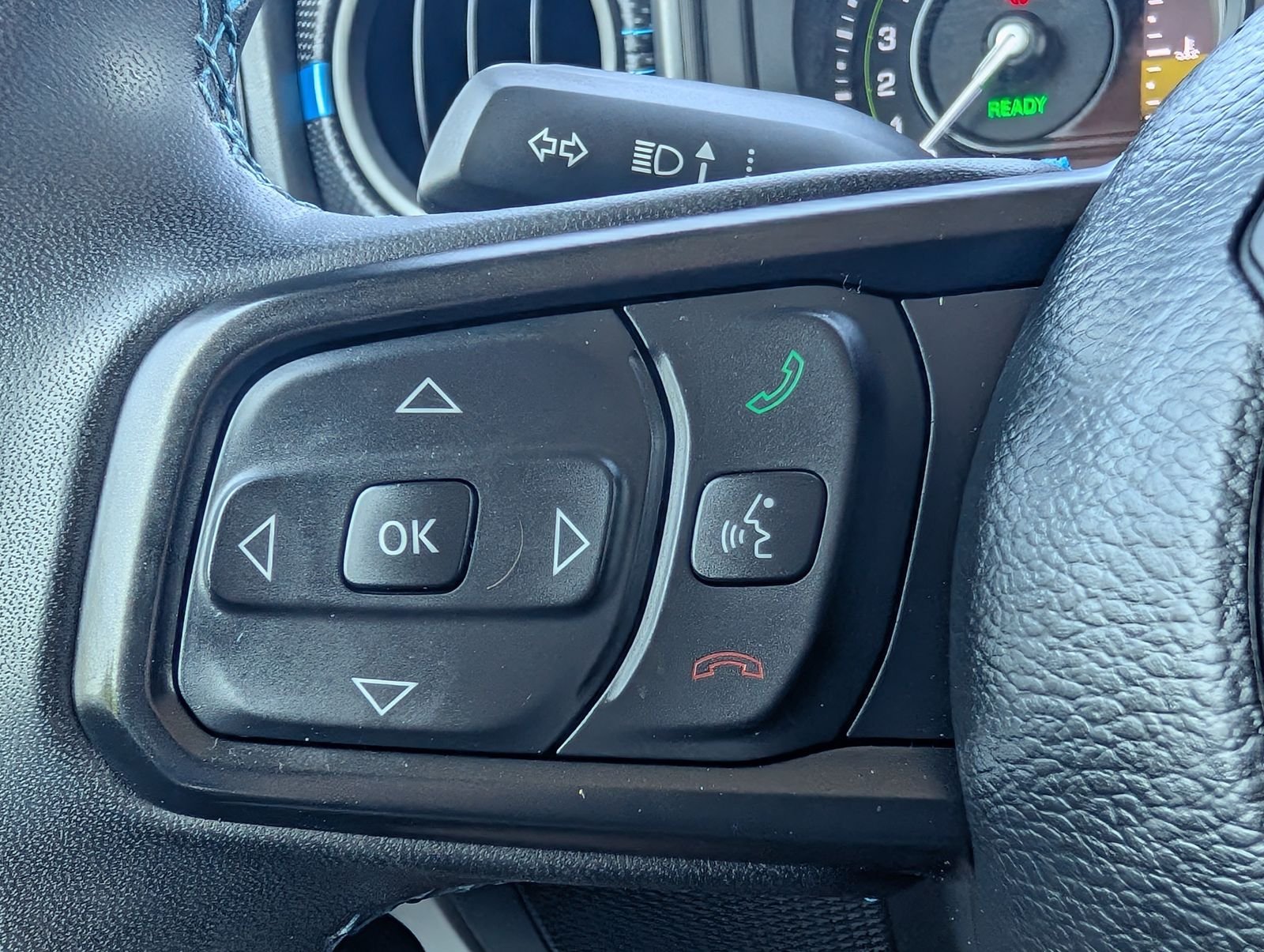 Used 2024 White Jeep Rubicon 4xe image 29