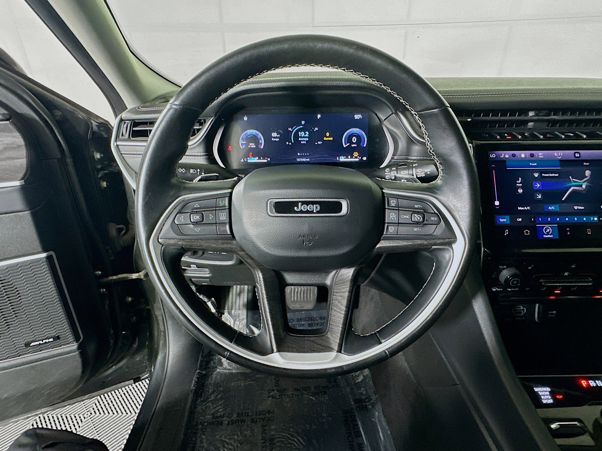 Used 2021 Rocky Mountain Pearlcoat Jeep Limited image 15
