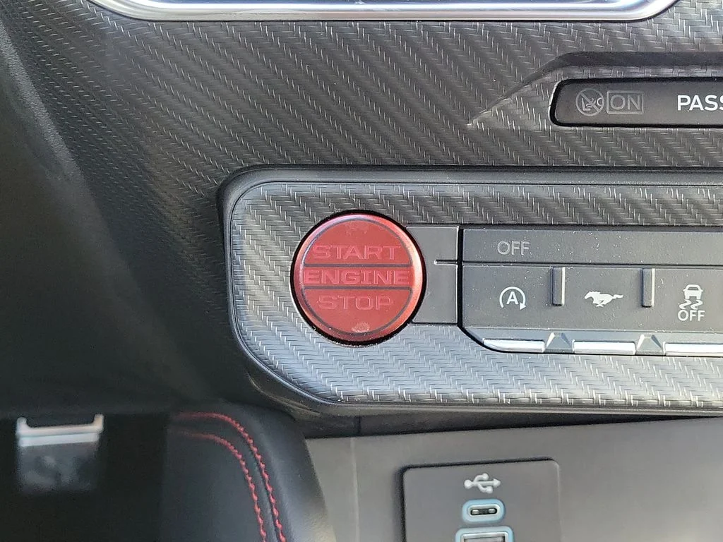 New 2026 Avalanche Gray Ford EcoBoost® Premium Fastback image 20