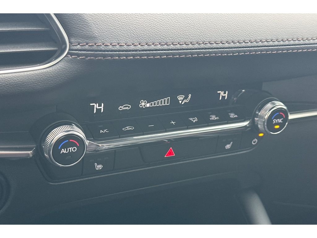2026 Mazda Mazda3 Premium - Photo 18