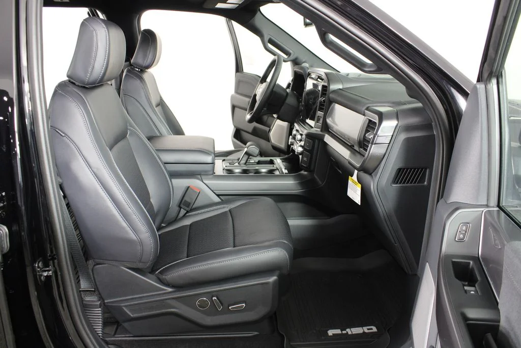 New 2026 Agate Black Metallic Ford Lariat image 17