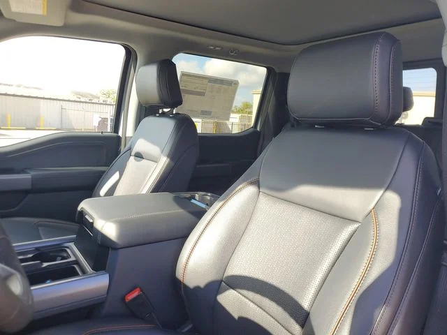 New 2026 Glacier Gray Metallic Tri-Coat Ford F-250® Lariat® image 14