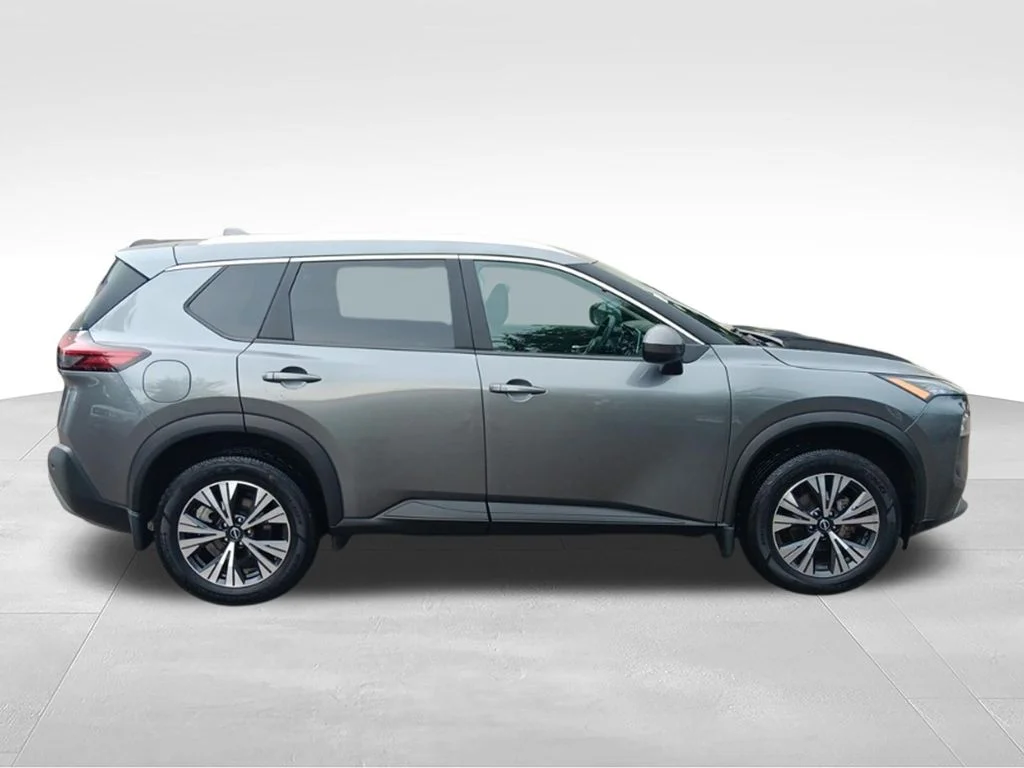Used 2023 Gun Metallic Nissan SV image 8