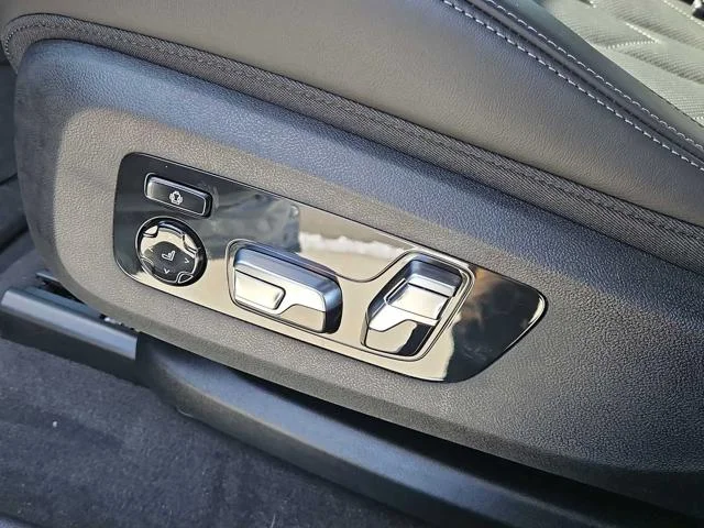 2026 BMW XM Base - Photo 24