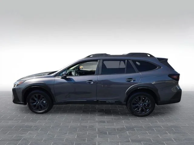 Used 2025 Gray Subaru Onyx Edition image 4