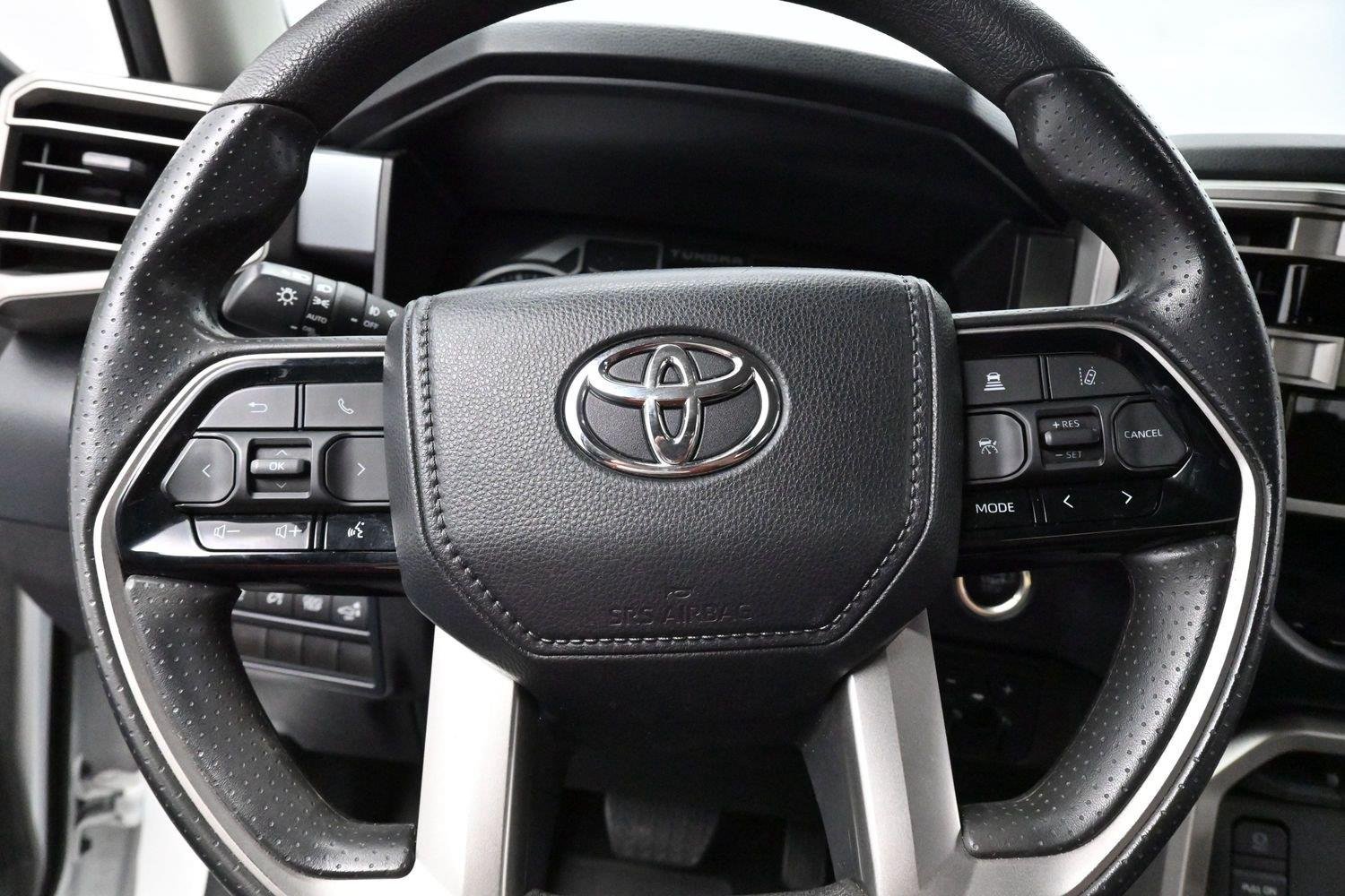 Used 2024 White Toyota SR5 image 15