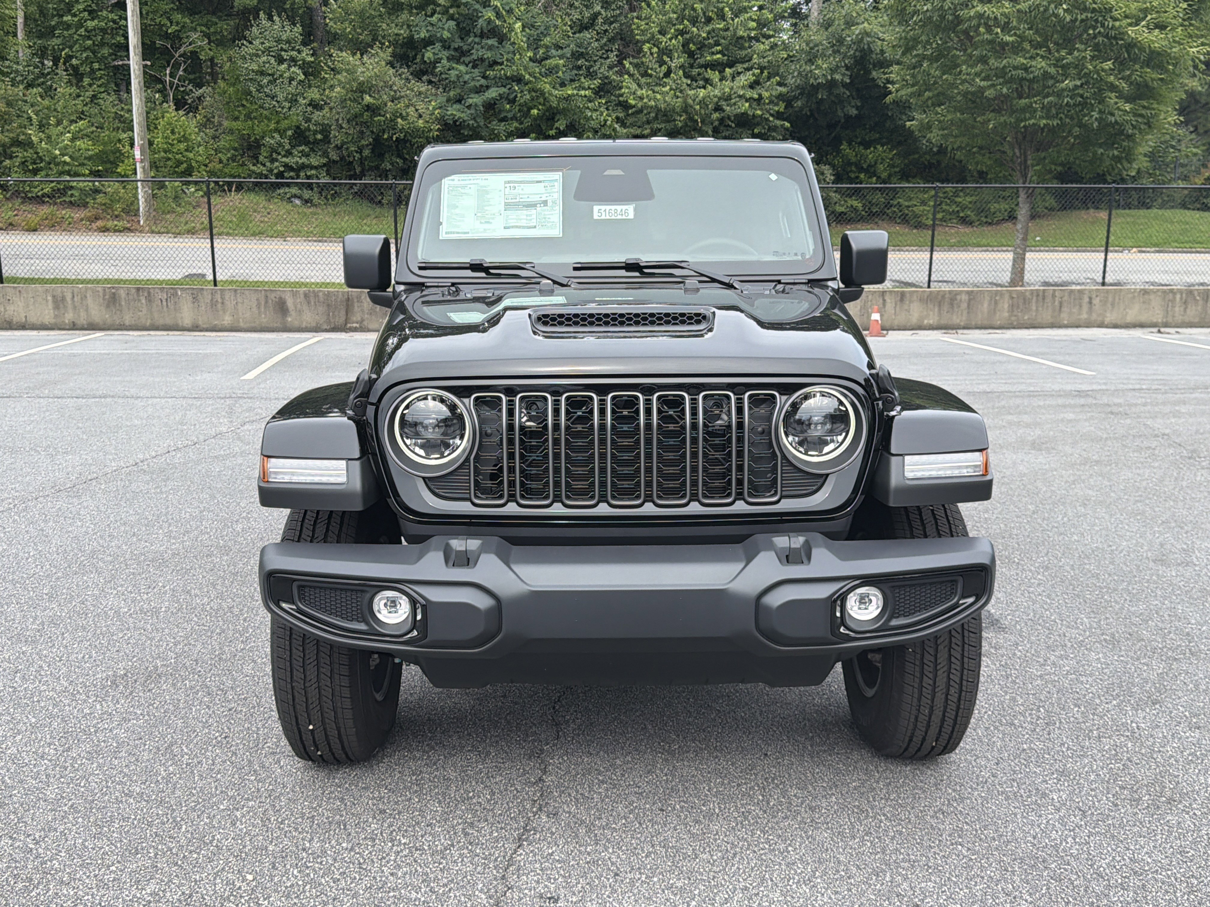 New 2026 Black Clear-Coat Exterior Paint Jeep Sport S image 2