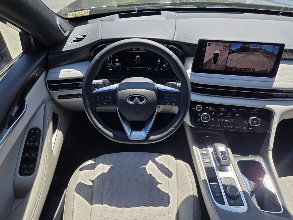 New 2027 MINERAL BLACK INFINITI Autograph AWD image 17