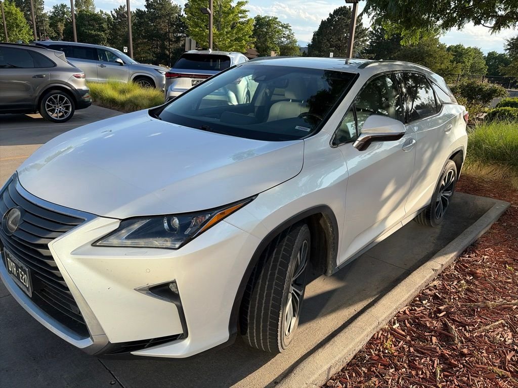 Used 2017 White Lexus 350 image 1
