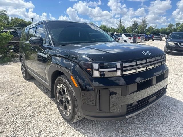 Used 2026 Black Hyundai SE image 3