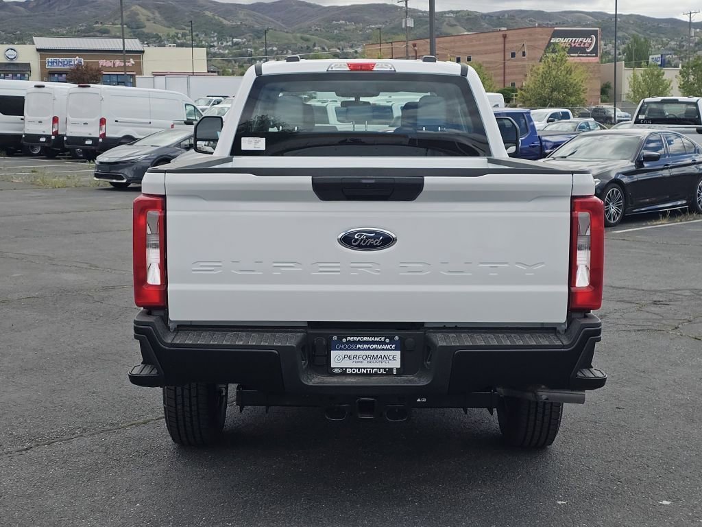 New 2026 Oxford White Ford XL image 23