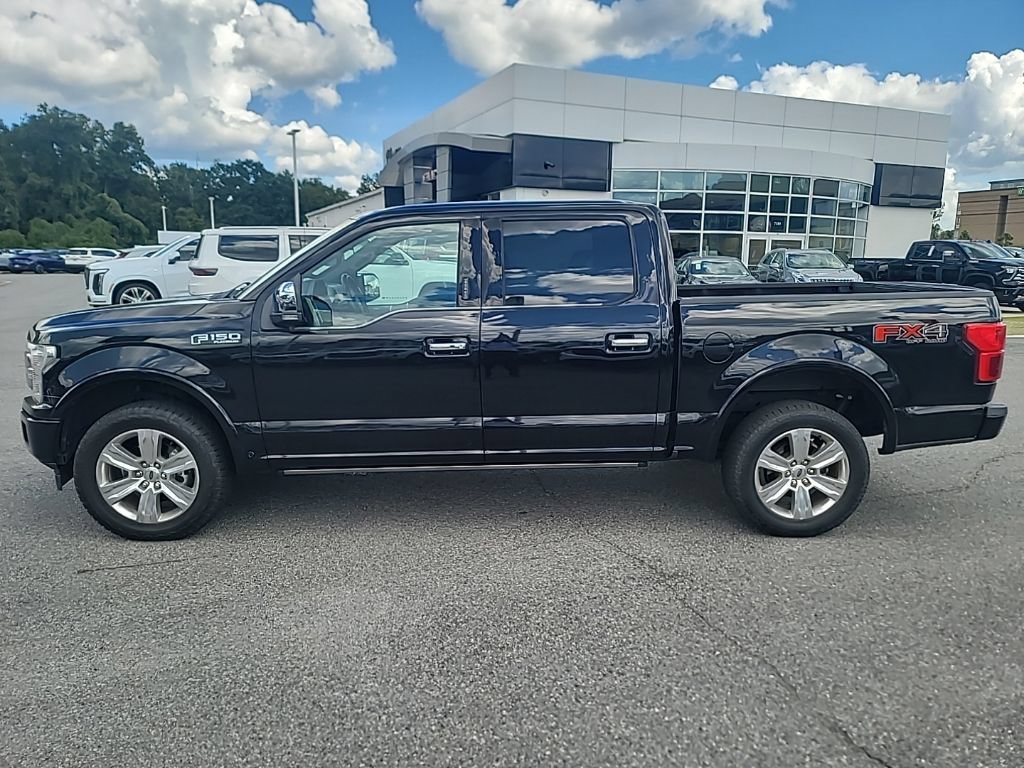 Used 2020  Ford XL image 4