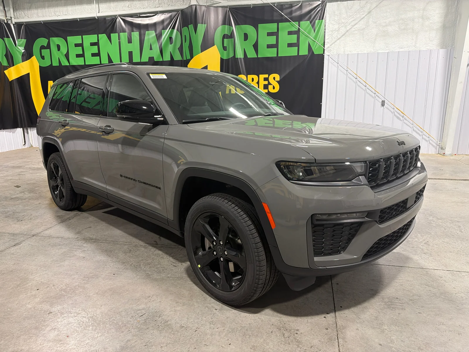 New 2027 Sting-Gray Clearcoat Jeep Limited image 2