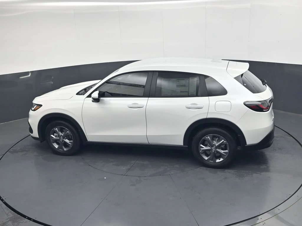 New 2027 Platinum White Pearl Honda LX image 29