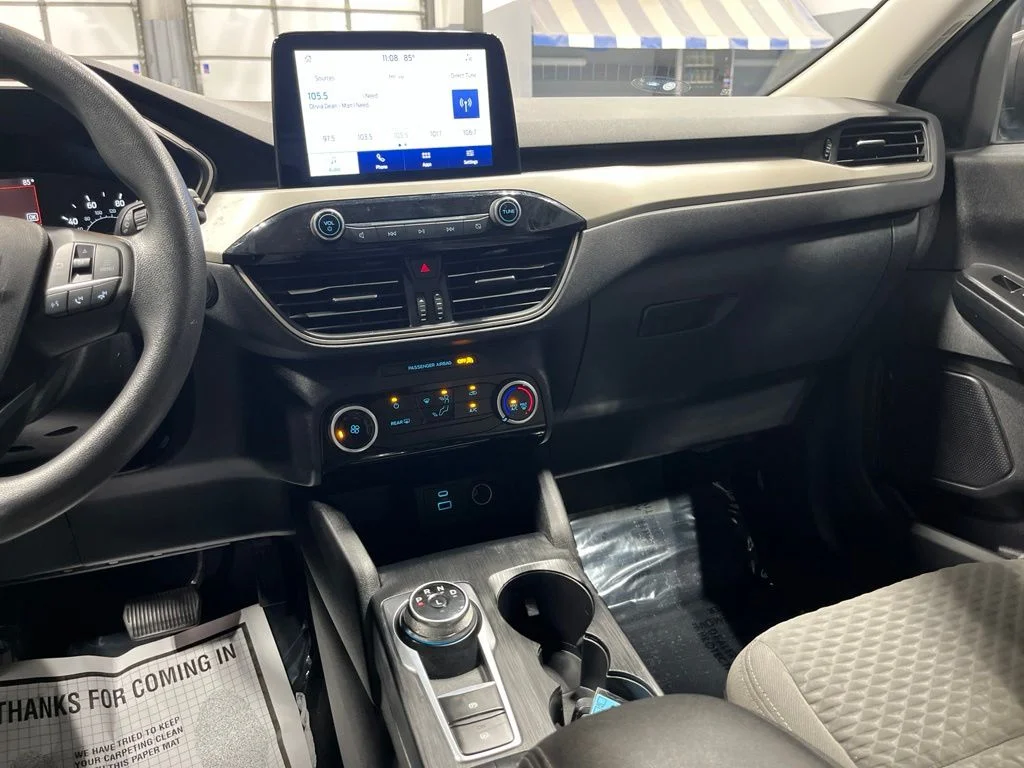Used 2022 Gray Metallic Ford SE image 24