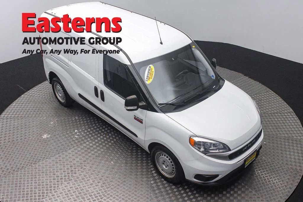Used 2022 White Ram Base image 3