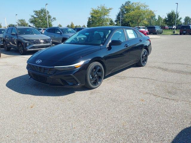 New 2026 Abyss Black Hyundai SEL Sport image 2