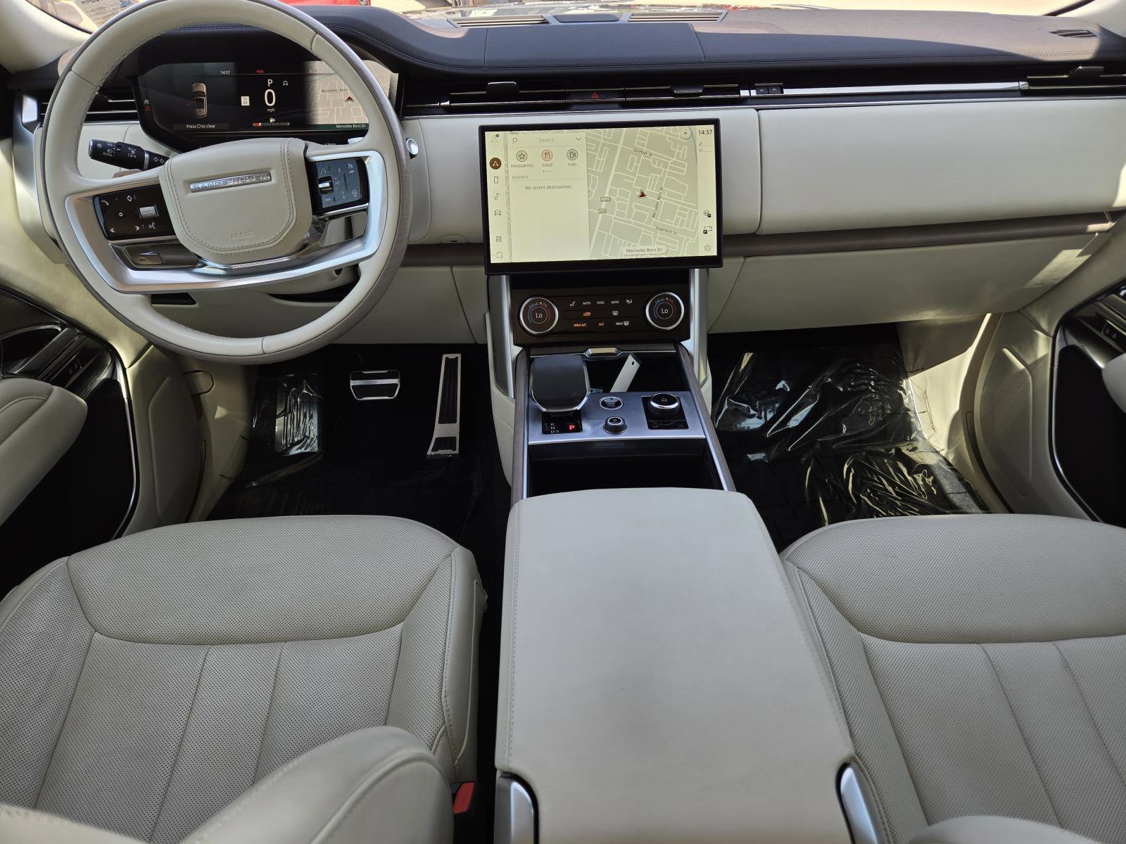 Used 2023 Santorini Black Land Rover SE image 33