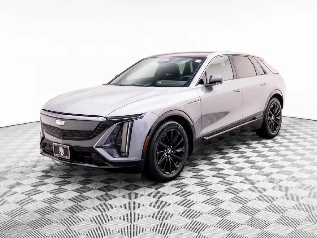 Used 2024 Silver Cadillac Sport image 1