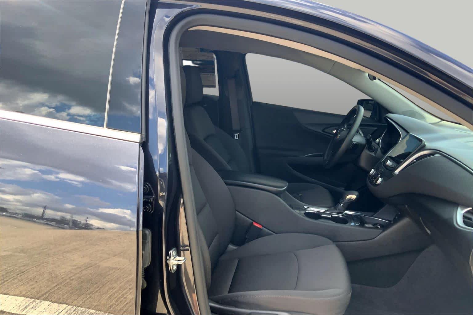 Used 2023 Dark Ash Metallic Chevrolet LT image 9