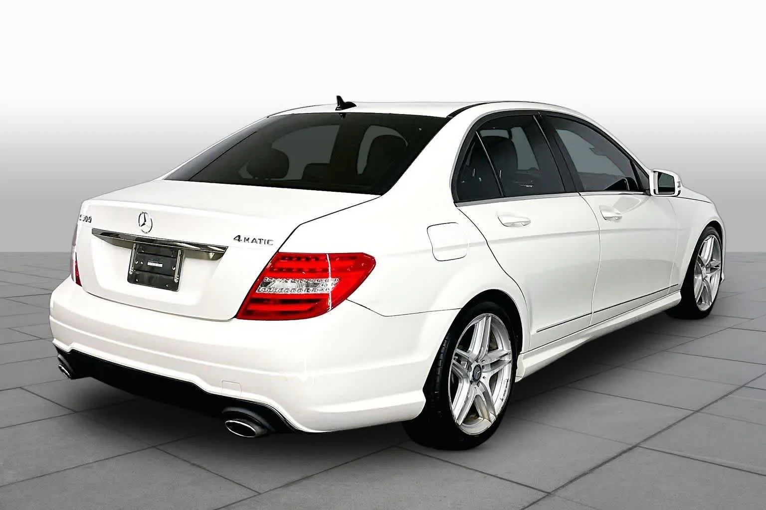 Used 2012 Arctic White Mercedes-Benz C 300 Sport image 13