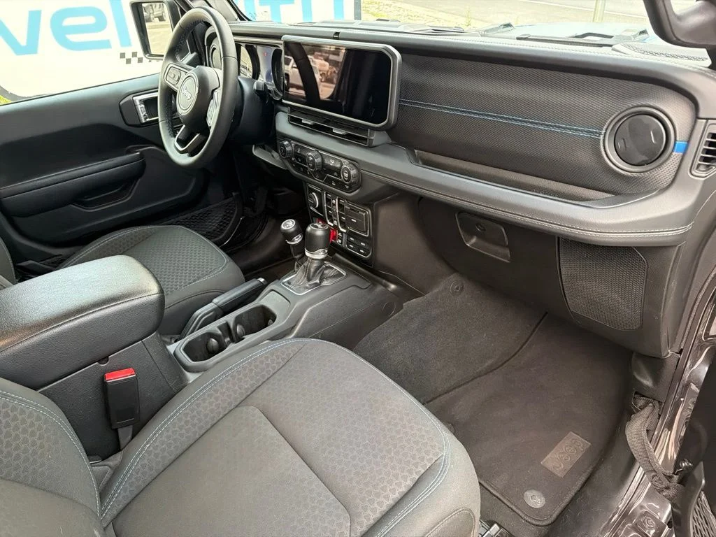 Used 2024 Gray Jeep Rubicon 4xe image 21