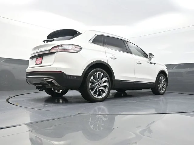 Used 2022 White Lincoln Reserve image 37