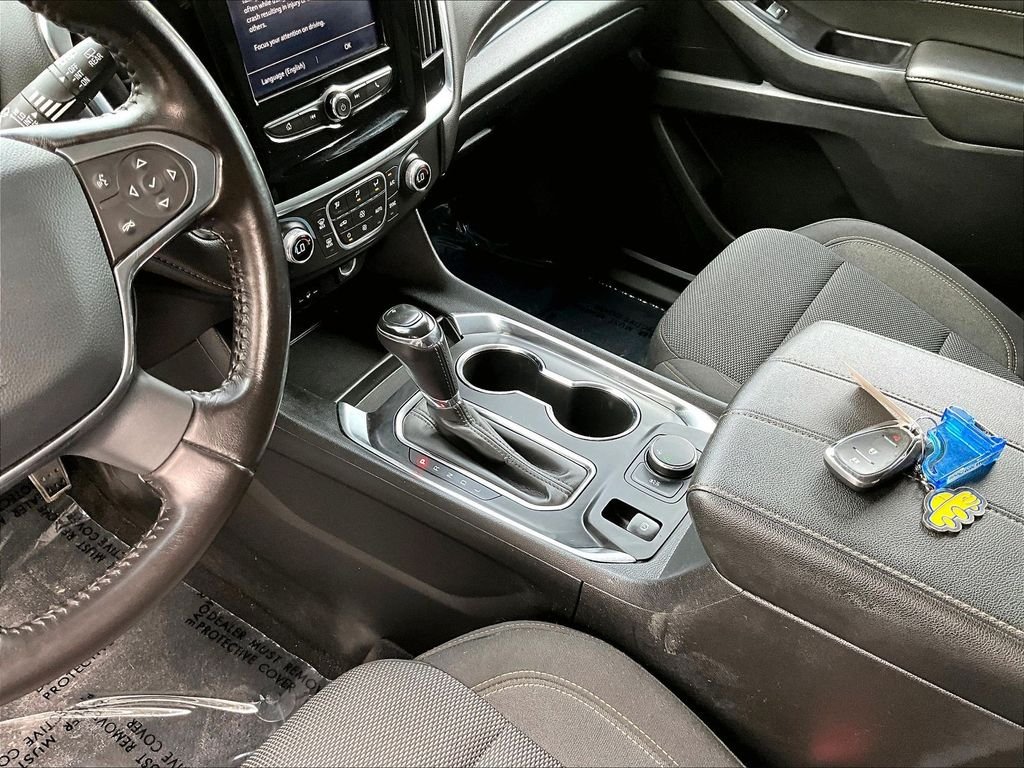 Used 2020 Silver Ice Metallic Chevrolet LT image 21