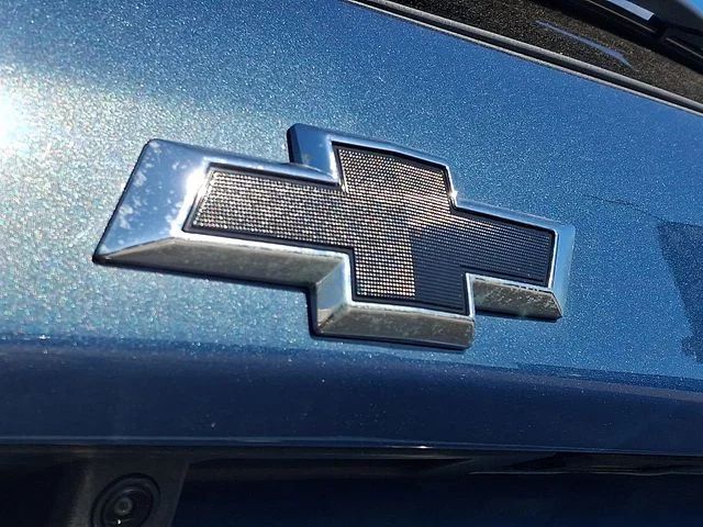 Used 2024 Blue Chevrolet LT image 28