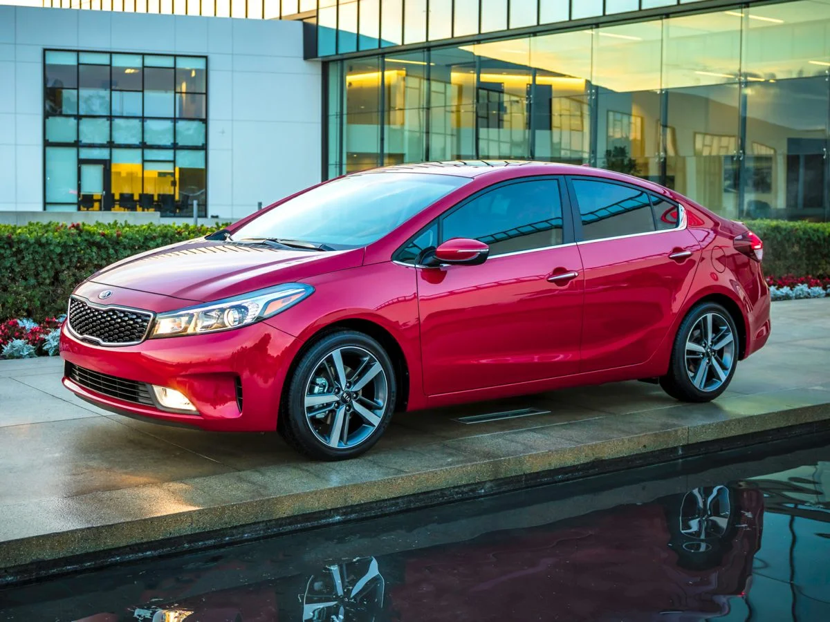 2018 Kia Forte S AT's photo