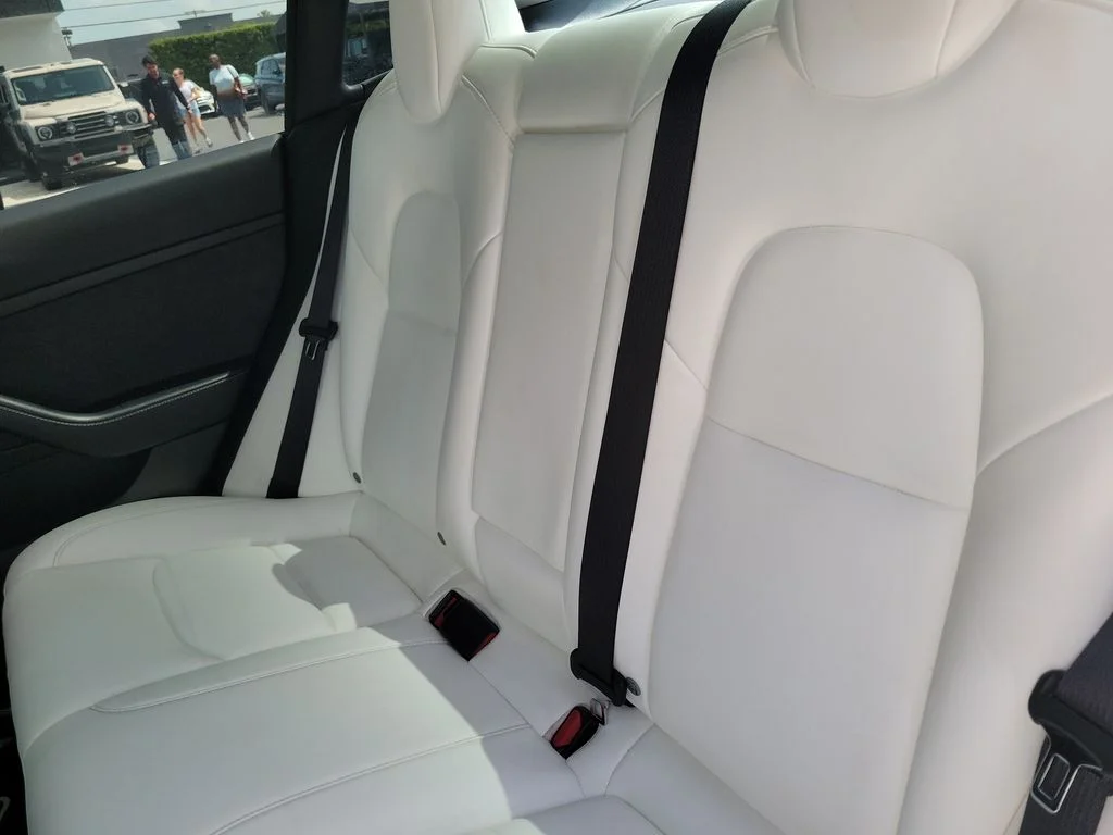 Used 2021 White Tesla Standard Range Plus image 9