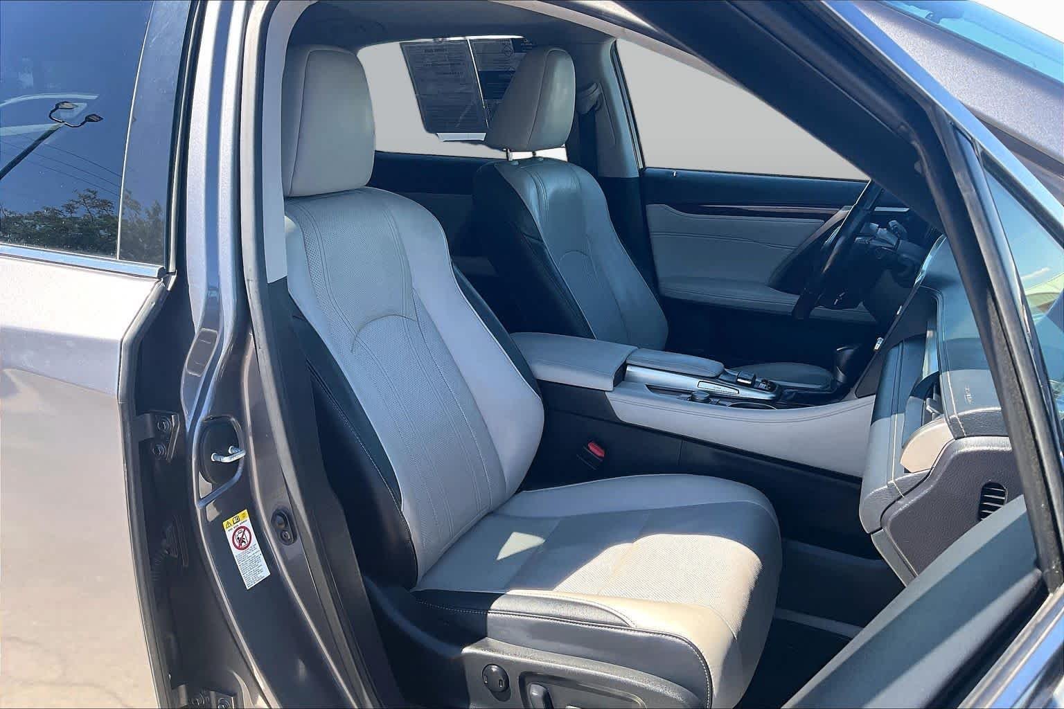Used 2016 Nebula Gray Pearl Lexus  image 9