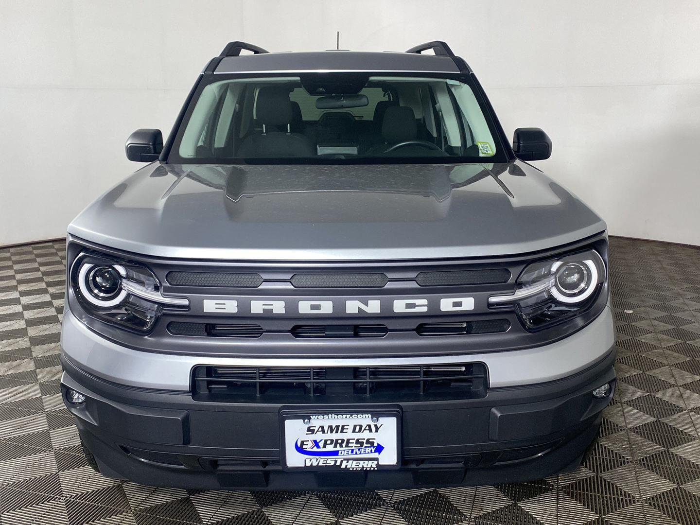 Used 2022 Iconic Silver Ford Big Bend image 26