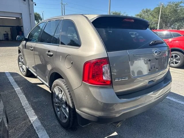 Used 2013 Black Ford SEL image 6