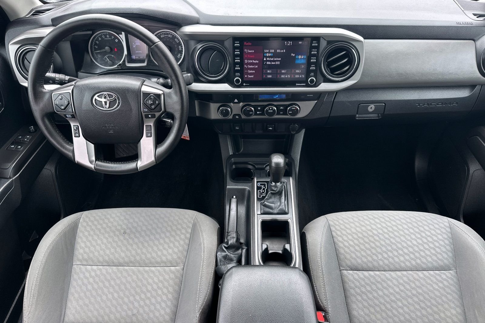 Used 2022 Blue Toyota SR5 image 13
