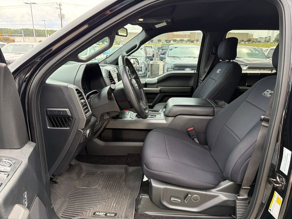 Used 2017 Shadow Black Ford XLT image 13