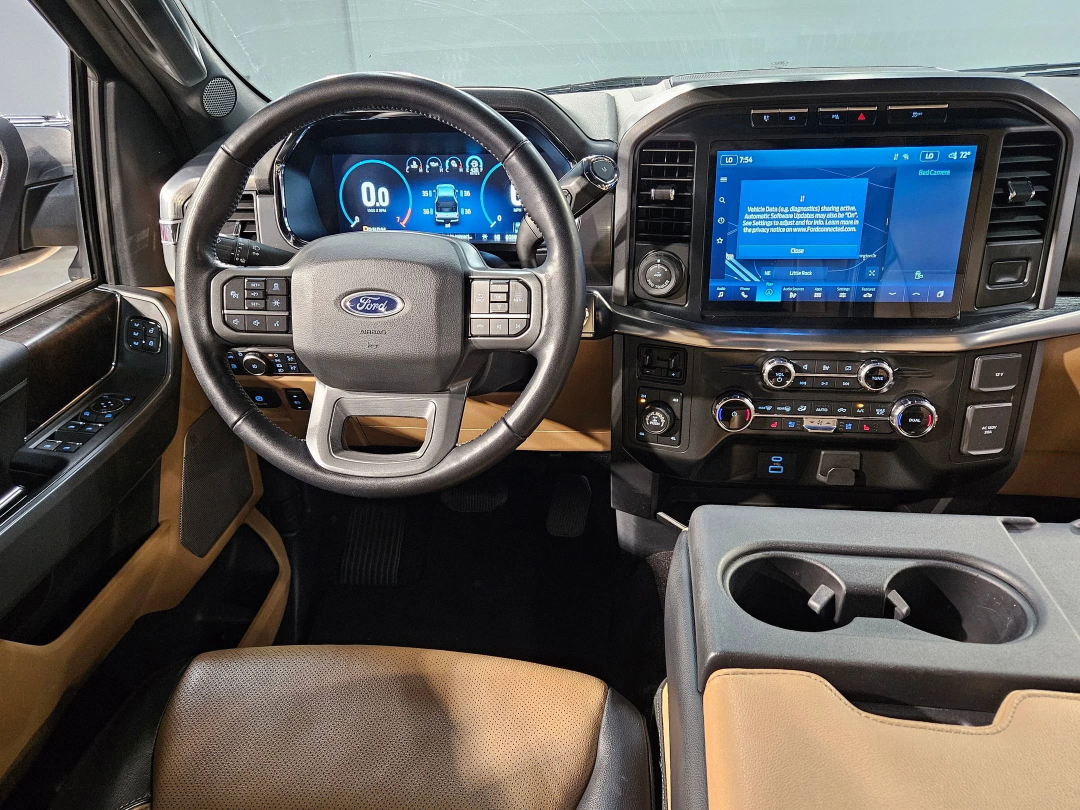Used 2022 Smoked Quartz Metallic Tinted Clearcoat Ford LARIAT image 9