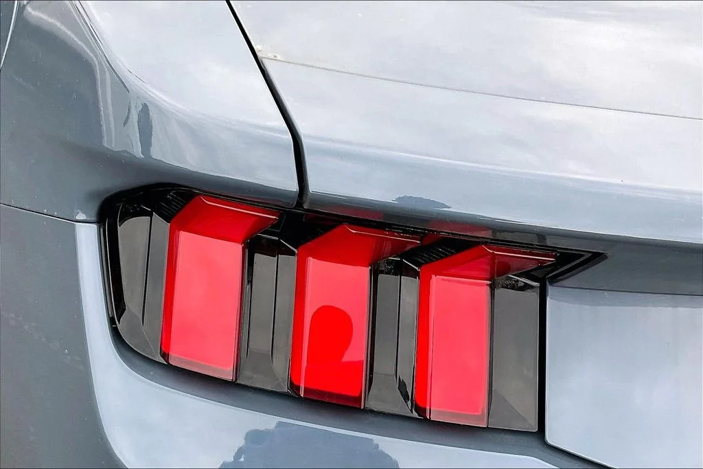 2025 Ford Mustang EcoBoost Fastback - Photo 29