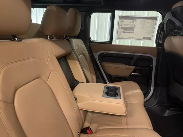 New 2026 Borasco Gray Metallic Land Rover S image 19