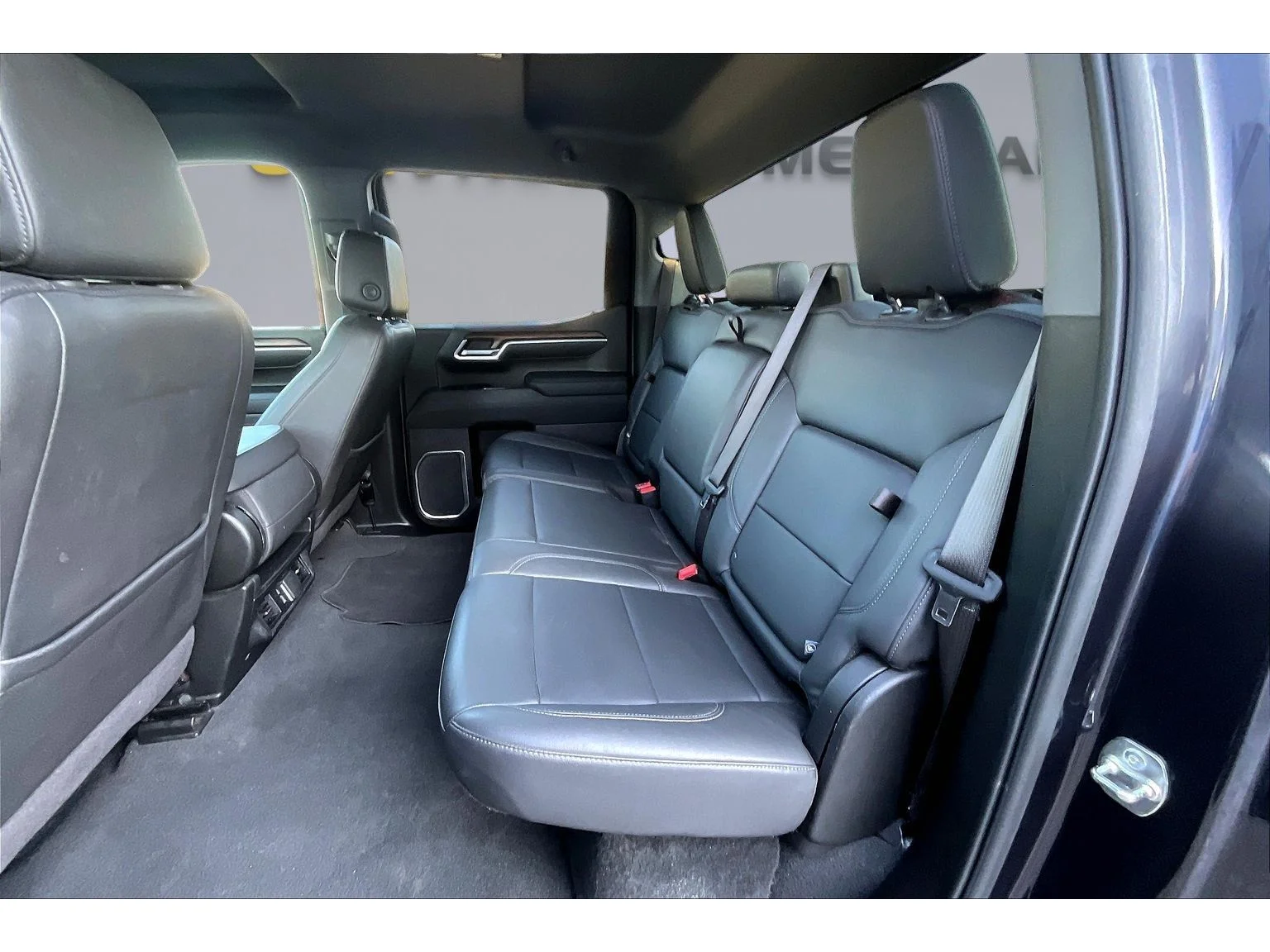 Used 2025 Titanium Rush Metallic GMC SLT image 18