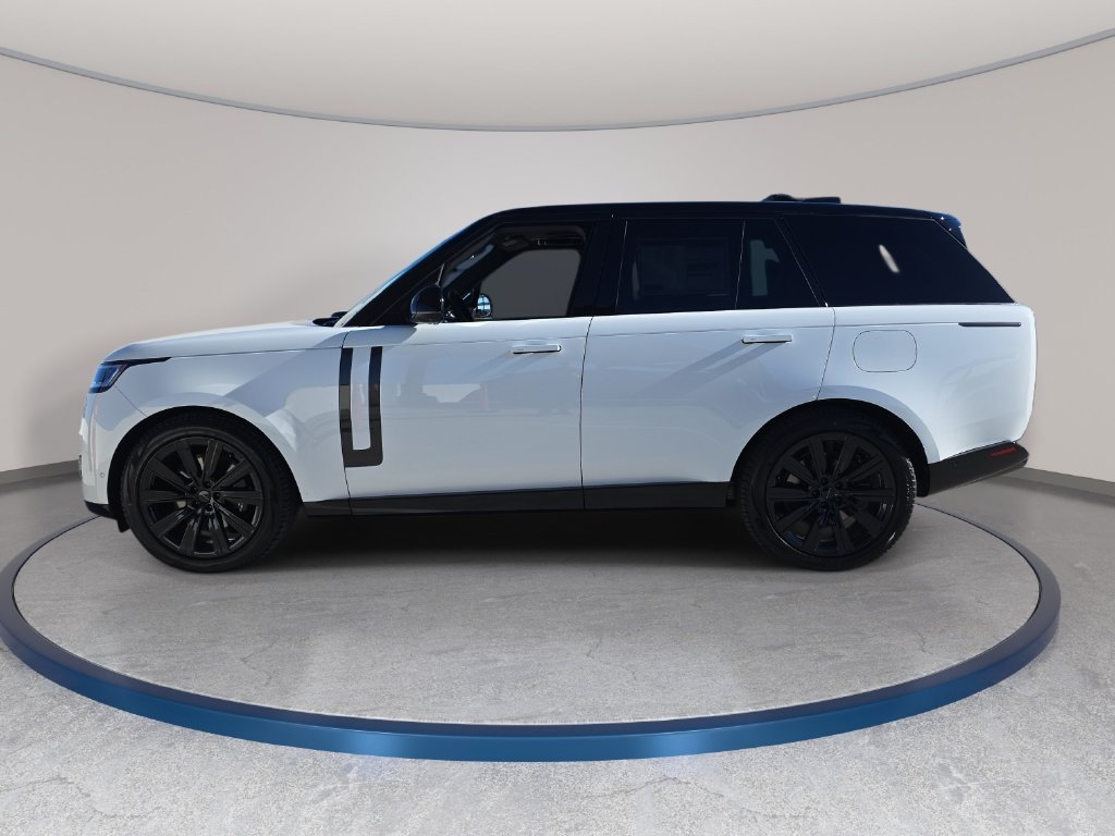 New 2026 Fuji White Land Rover SE image 8