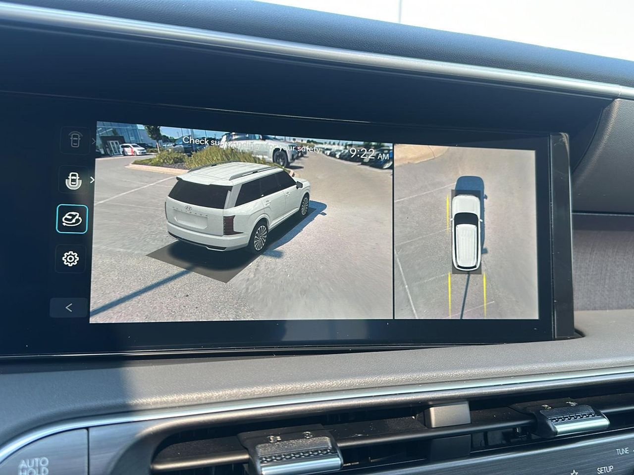 New 2027 Shimmering Silver Hyundai SEL Premium AWD image 23